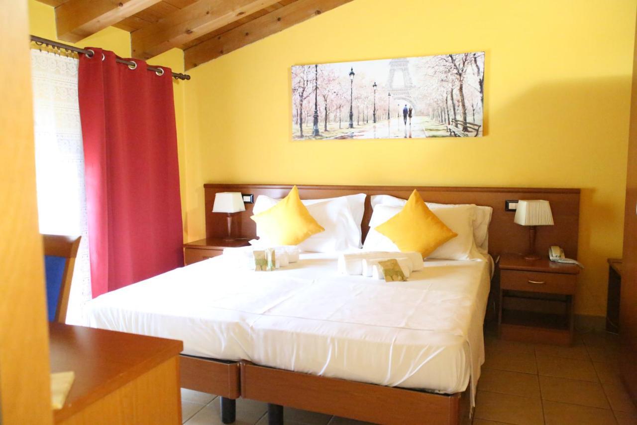 Hotel Al Bosco Сона Экстерьер фото